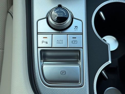 New 2026 Genesis G70 2.5T Prestige image 26