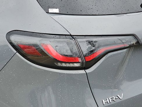 Used 2024 Honda HR-V Sport image 30