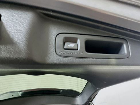 Used 2020 Honda CR-V EX-L image 29