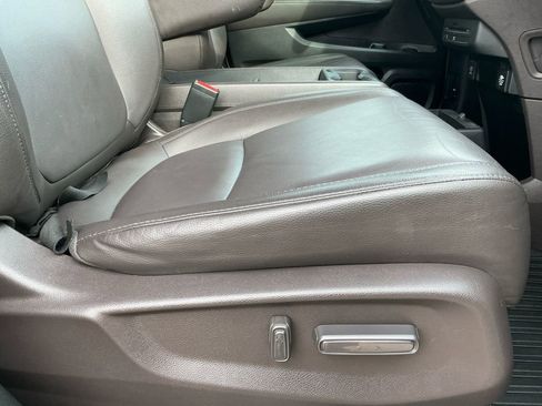 Used 2018 Honda Odyssey Touring image 16