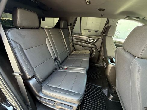 Used 2021 Chevrolet Tahoe 2WD w/ 1FL Safety Package image 24