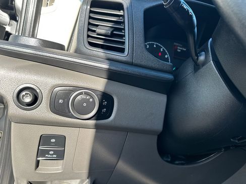 Used 2022 Ford Transit 350 XLT image 35