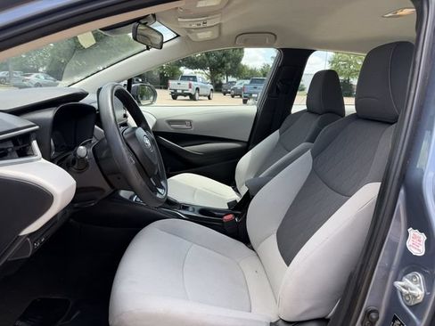 Used 2022 Toyota Corolla LE FWD image 23