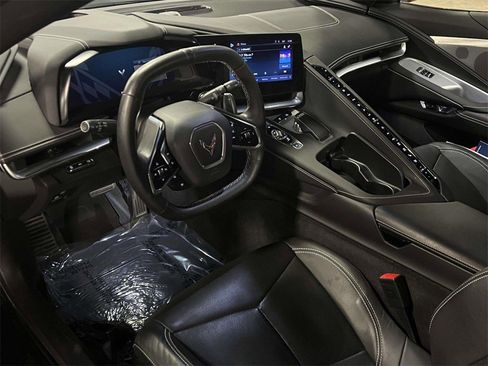 Certified 2024 Chevrolet Corvette Stingray Preferred Conv w/ 2LT image 19