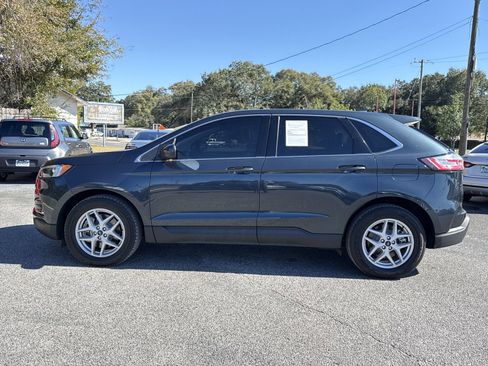 Used 2022 Ford Edge SEL image 3