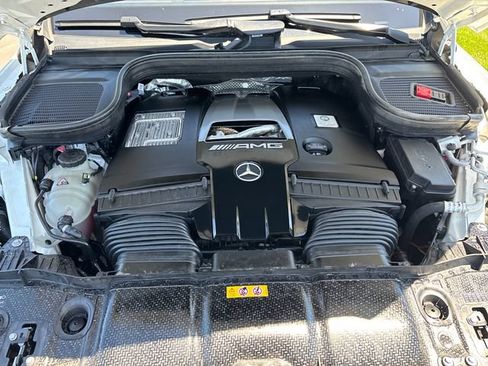Used 2023 Mercedes-Benz GLS 63 AMG 4MATIC image 26