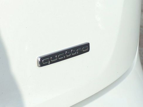 Used 2023 Audi Q5 Premium w/ Convenience Package AWD/4WD image 20