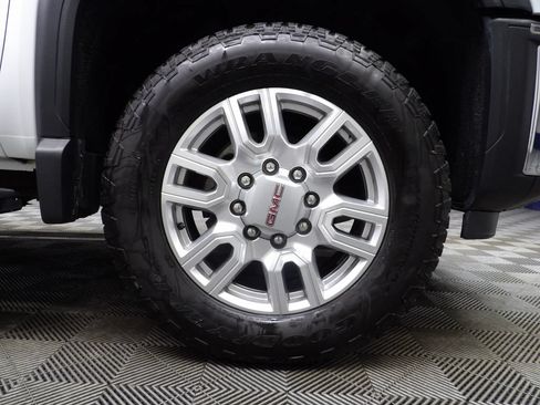 Used 2024 GMC Sierra 3500 SLE w/ SLE Convenience Package AWD/4WD image 9