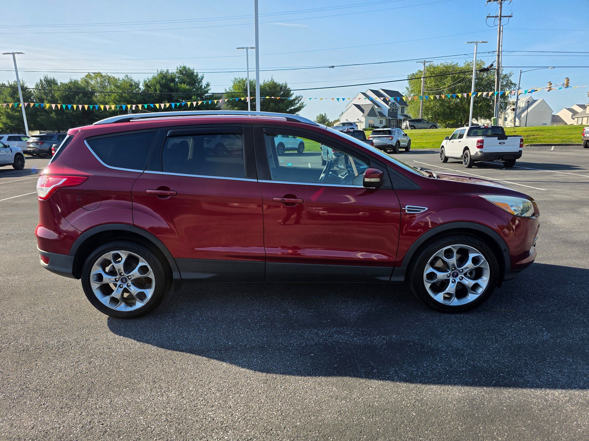 Used 2015 Ford Escape Titanium w/ Equipment Group 301A FWD image 6