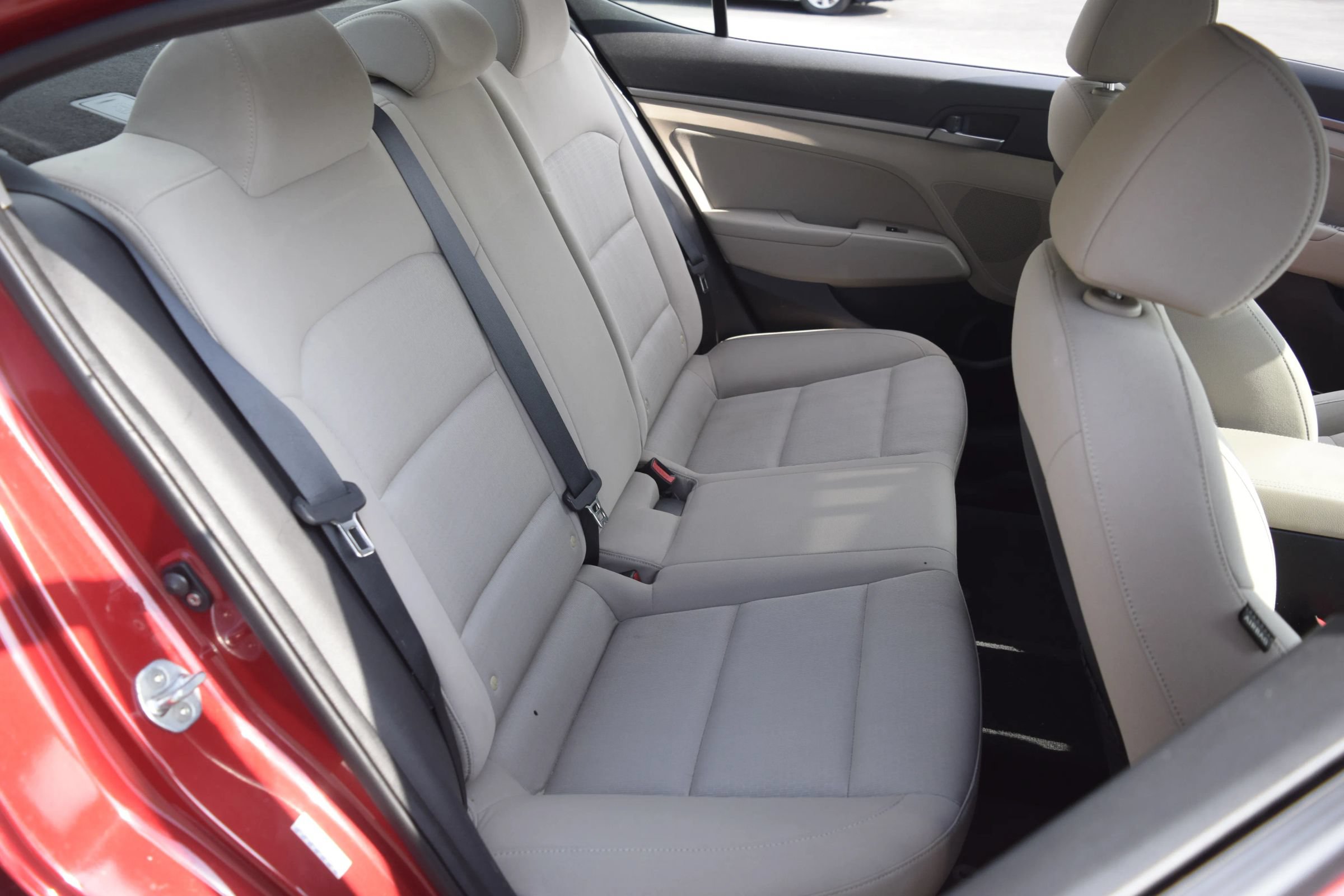 Used 2017 Hyundai Elantra Value Edition FWD image 8