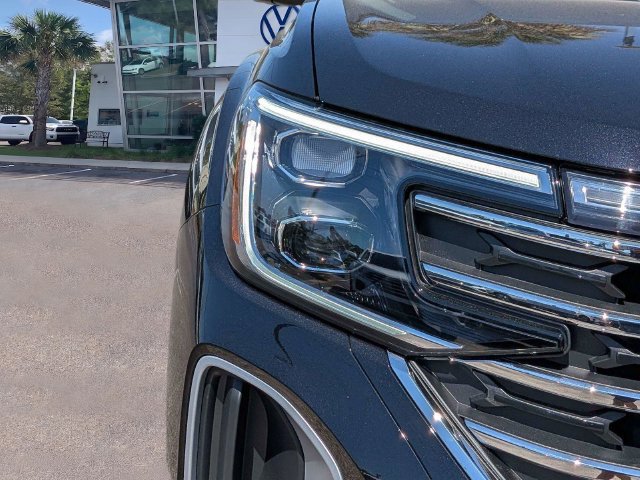 New 2026 Volkswagen Atlas SE FWD image 10