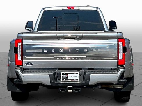 Used 2024 Ford F450 Limited image 7