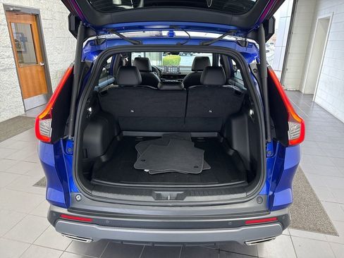 Used 2025 Honda CR-V Sport Touring image 9