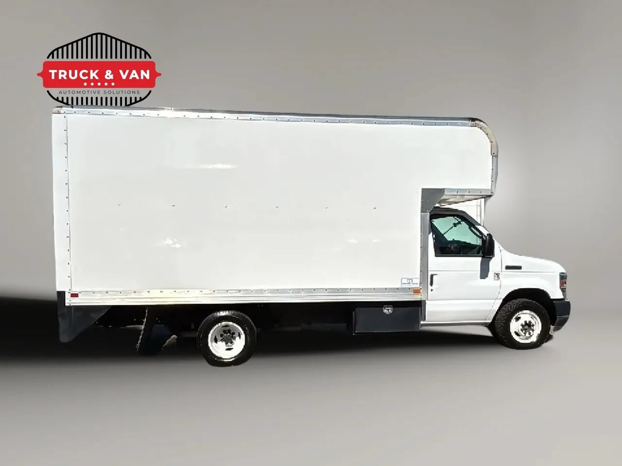 Used 2021 Ford E-350 and Econoline 350 Super Duty RWD image 7