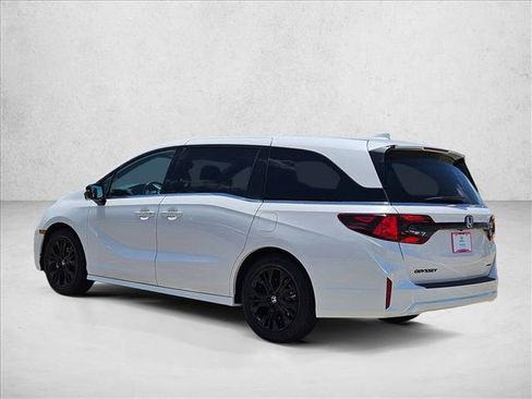 Used 2026 Honda Odyssey Sport-L image 8