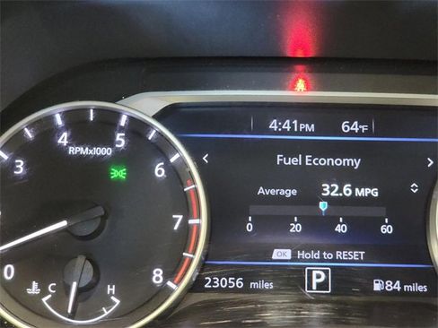 Used 2024 Nissan Sentra SR w/ SR Premium Package image 17