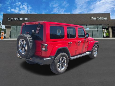 Used 2022 Jeep Wrangler Unlimited Sahara w/ Cold Weather Group AWD/4WD image 5