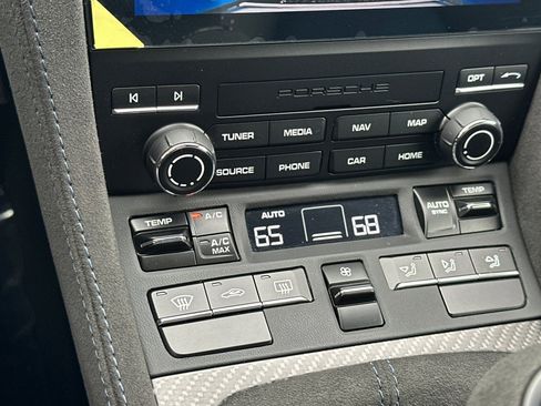 Used 2024 Porsche 718 Cayman GT4 RS image 19