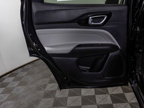 New 2026 Jeep Compass Limited image 28