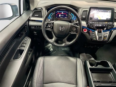 Used 2023 Honda Odyssey Touring image 23