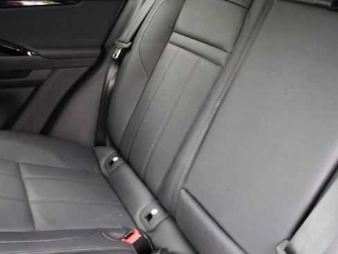 Used 2025 Land Rover Range Rover Evoque S image 23