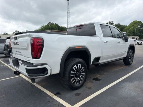 Used 2024 GMC Sierra 2500 Denali w/ Denali Reserve Package AWD/4WD image 6