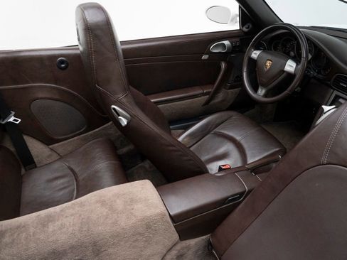 Used 2006 Porsche 911 Carrera RWD image 55