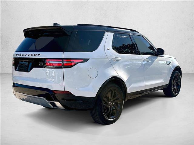 Used 2020 Land Rover Discovery Landmark AWD/4WD image 2