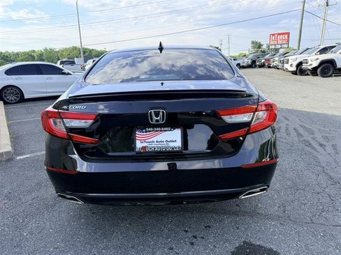 Used 2020 Honda Accord Sport image 6