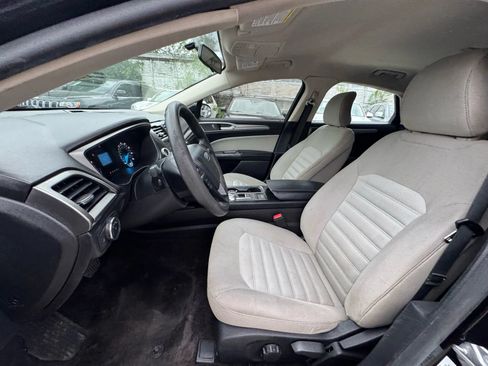 Used 2017 Ford Fusion S FWD image 17