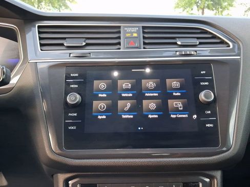 Used 2024 Volkswagen Tiguan S image 20