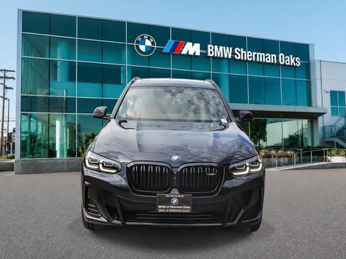 Used 2023 BMW X3 M40i w/ Parking Assistance Package AWD/4WD image 2