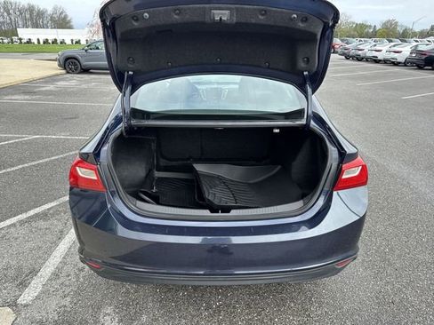 Used 2016 Chevrolet Malibu LT image 25