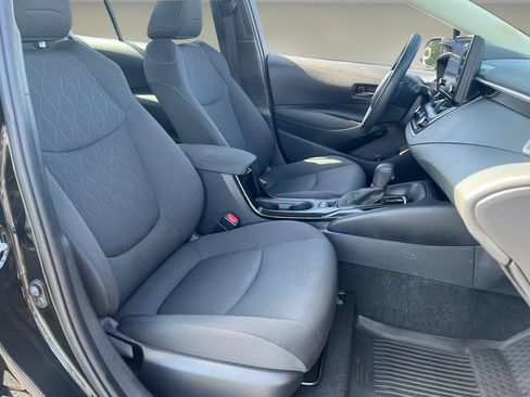 Certified 2022 Toyota Corolla LE FWD image 16