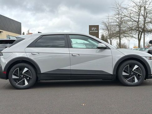 New 2026 Hyundai Ioniq 5 SEL image 4