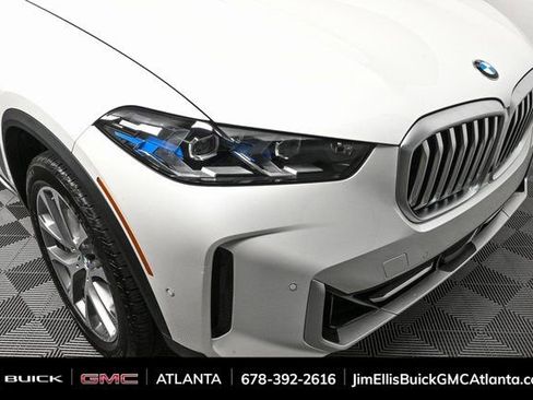 Used 2024 BMW X5 xDrive40i w/ Premium Package image 37