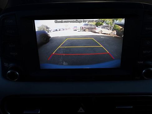 Used 2021 Hyundai Kona SEL FWD image 29