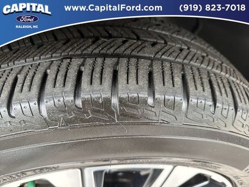 Used 2024 Volvo XC60 B5 Plus AWD/4WD image 14