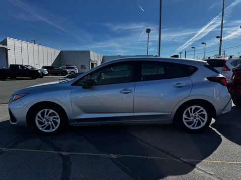 Used 2024 Subaru Impreza 2.0i image 8