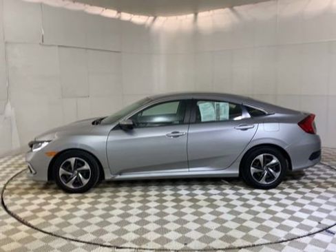 Used 2019 Honda Civic LX image 5