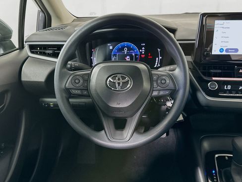 Used 2026 Toyota Corolla LE image 18