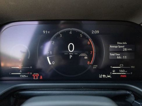 Used 2025 Lexus GX 550 w/ Accessory Package (2T) image 9