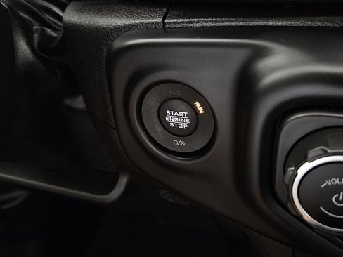 Used 2023 Jeep Wrangler Unlimited Sahara w/ Cold Weather Group AWD/4WD image 21
