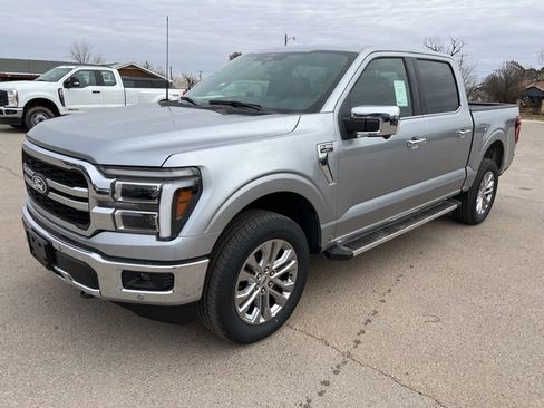 New 2025 Ford F150 Lariat w/ Equipment Group 501A Mid image 3