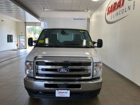 New 2026 Ford E-350 and Econoline 350 Super Duty w/ Power Equipment Group RWD image 3