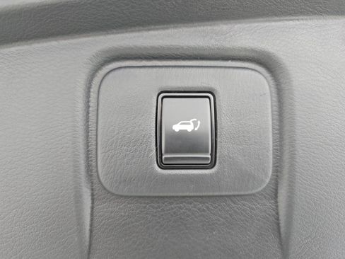 Used 2022 Nissan Murano Platinum w/ Cargo Package image 13