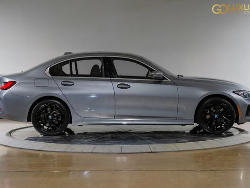 Used 2025 BMW 330i Sedan RWD image 9