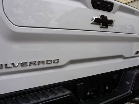 New 2026 Chevrolet Silverado 2500 ZR2 image 31