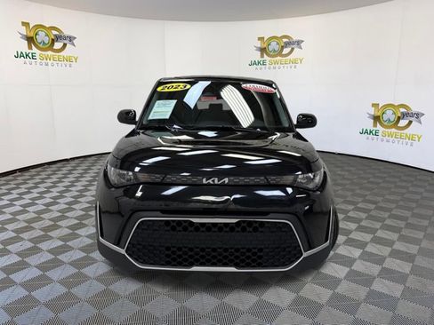 Certified 2023 Kia Soul LX FWD image 3