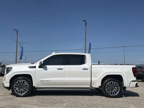 Used 2024 GMC Sierra 1500 Denali Ultimate AWD/4WD image 13